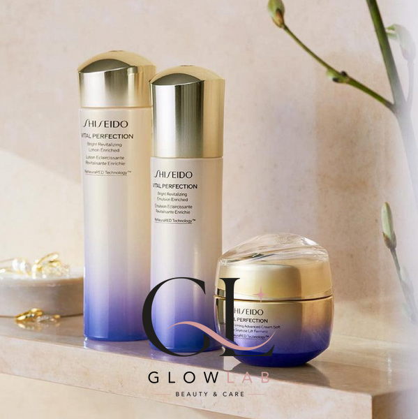 Shiseido Vital Perfection Bright Revitalizing Lotion &mdash; Освітлюючий та відновлюючий лосьйон для обличчя sh74830-03 фото